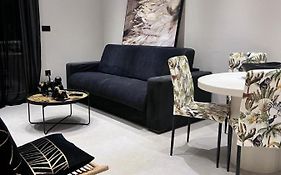 Lagonisi Luxury Apartment By The Sea